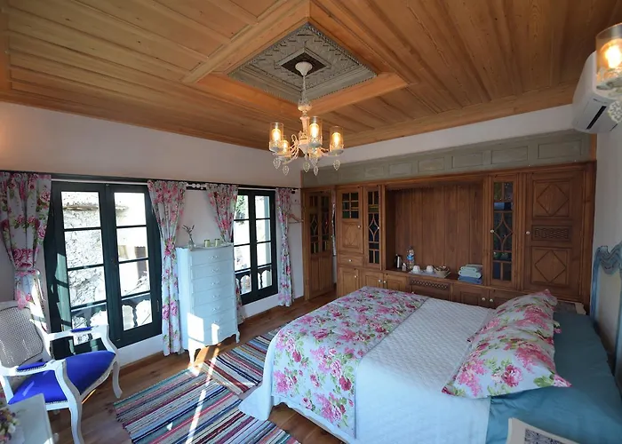 Oda ve Kahvaltı ılya şırınce Selçuk