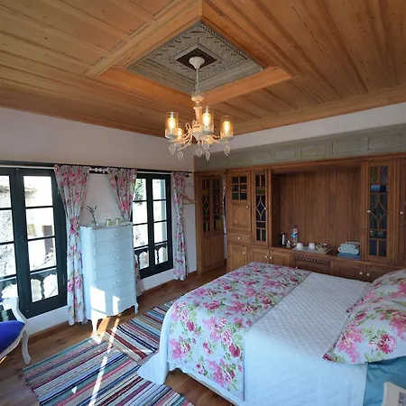Oda ve Kahvaltı ılya şırınce Selçuk