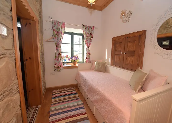 Ilya Sirince Bed & Breakfast Selçuk